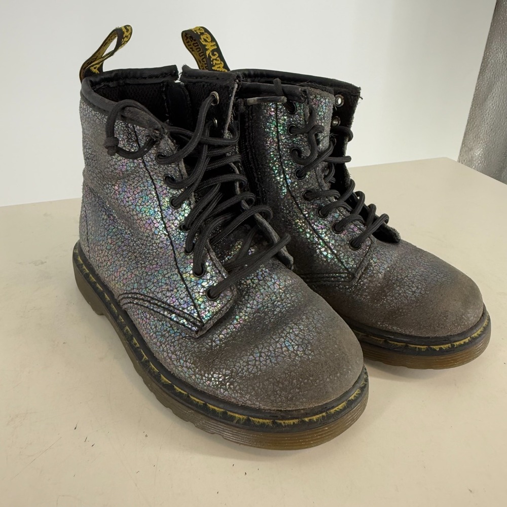 Dr. Martens Brooklee AW004 SK06R Silver Delaney‎ Holographic Combat Boots SZ 9